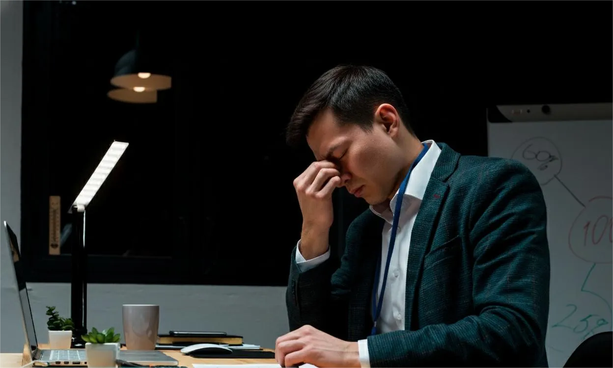 Entrepreneur unsure how to acquire customers